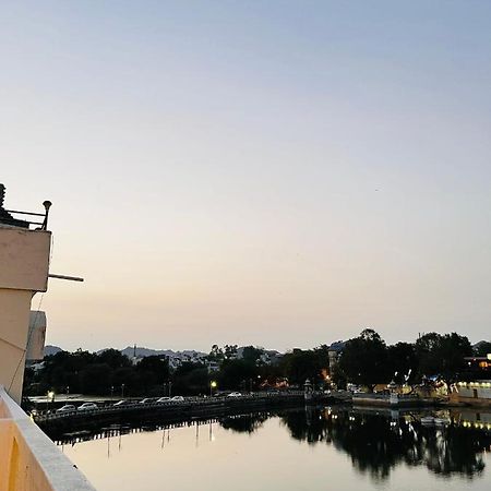 Aroma Homestay Udaipur Exterior photo